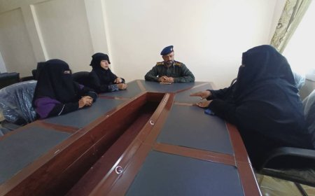 رئيسة اللجنة الوطنية للمرأة القديري تلتقي القائم بأعمال مدير أمن محافظة ابين حفين