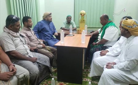 المستشار القانوني التميمي و الهيئة التنفيذية لجامع تريم في زيارة لنادي البرق