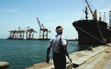 تقرير يكشف عن ملايين يجنيها  الحوثيون من هذا المصدر