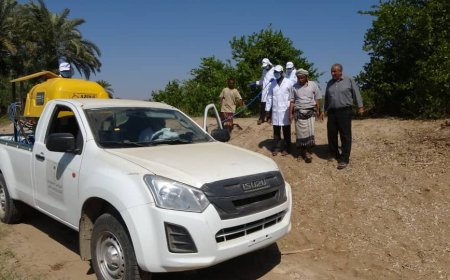 انطلاق حملة الرش الضبابي للامراض والآفات التي هاجمت أراضي وحقول المزارعين بأبين