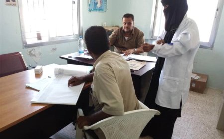 مدير مكتب الصحة بلودر يتفقد عدداً من المرافق الصحية بالمديرية