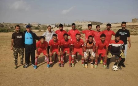 المدير العام لمديرية لودر يتفقد فريق شباب عريب المشارك في تجمع سيؤن