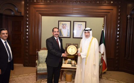 وزير الداخلية اللواء حيدان يلتقي نظيره الكويتي رئيس مجلس الوزراء بالإنابة ووزير الدفاع ووزير الداخلية: