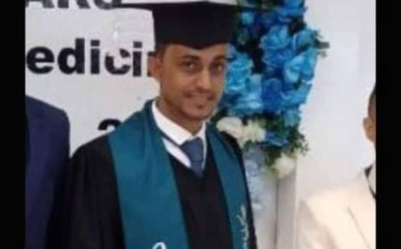 رضوم تحتفل بتخرج الدكتور الدعمكي ومدير عام المديرية يعتمد درجة تعاقدية للعمل بمستشفى رضوم العام