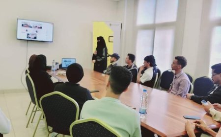 طلبة جامعة السعيد يشاركون في اجتماع برنامج “تمهيد” برعاية مجموعة هائل سعيد أنعم وشركاه