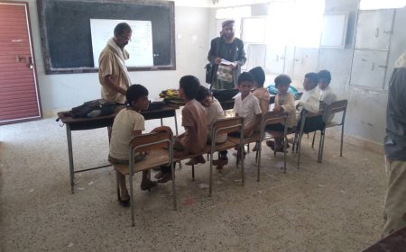 مدير مكتب التربية بالوضيع يتفقد سير العملية التعليمية بعدد من مدارس المديرية