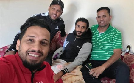 لاعبو منتخب الأمل والمنتخبات الوطنية يزورون الإعلامي علي الفضلي
