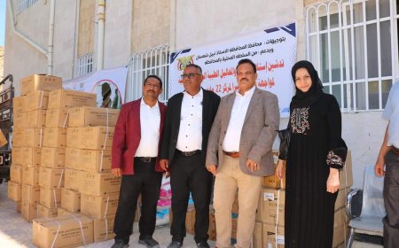 توزيع أدوية ومحاليل طبية لعدد من المراكز الصحية بمدينة تعز لمكافحة وباء الكوليرا