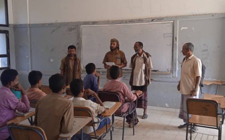 لحج.. فريق التوجيه التربوي بالمضاربة يواصل زياراته لمدارس المديرية