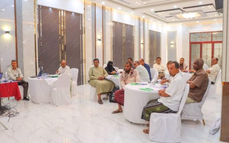 افتتاح دورة مهارات التخطيط الاستراتيجي لقيادات مكتب تربية ساحل حضرموت 