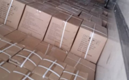 مستشفى السلطان قابوس بمديرية شحن يتسلم شحنة أدوية ومستلزمات طبية من سلطنة عمان الشقيقة