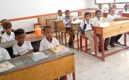 المعلمون يشكون تأخر صرف مرتباتهم لشهر اكتوبر