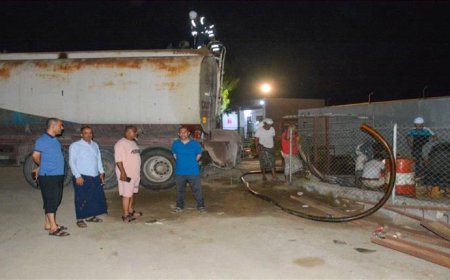 عدن.. لمواجهة عجز الطاقة.. دعم مؤسسة المياه بـ 200 ألف لتر من الوقود مقدمة من البنك الدولي