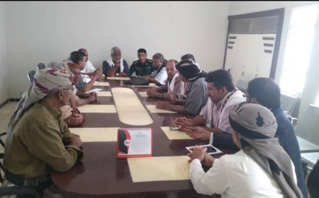 تنفيذي ميفعة يشيد بإنزال مخطط الخرمة لتنفيذه على أرض الواقع ومناقشة وحدة جوار لموظفي التربية بالمديرية