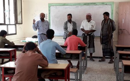 مدير تربية جيشان يدشن اختبارات  الفصل الدراسي  الأول بمدارس المجمع التربوي العام ٢٠٢٤_ ٢٠٢٥م