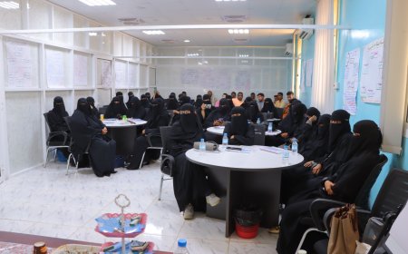 تربية حضرموت الساحل تختتم دورة (المهارات الأساسية في الإسعافات الأولية) المجموعة الثانية للمرشدين الصحيين بمديرية مدينة المكلا 