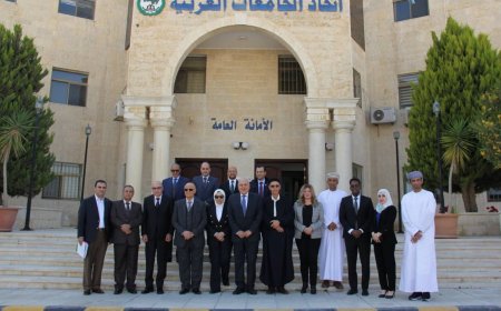 أثناء مشاركته في اجتماع المجلس.. رئيس جامعة عدن يهنئ جامعة الوسطية لحصولها على العضوية في اتحاد الجامعات العربية