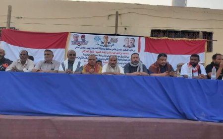 فريق النهضة بالخوخة يتوج بكأس انتفاضة 2 ديسمبر  