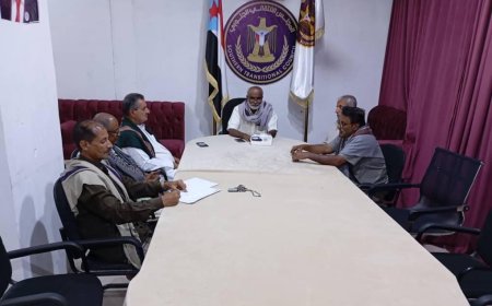 الهيئة العسكرية للجيش والأمن الجنوبي بمحافظة المهرة تعقد اجتماعها الدوري وتناقش القضايا الوطنية والهيكل التنظيمي للفروع .