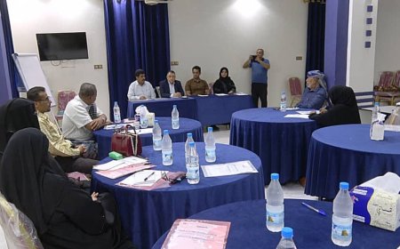 نائب محافظ ابين يعقد اجتماعا تشاوريا مع لجنة تعزيز التماسك الاجتماعي وفريق منتدى التنمية السياسية