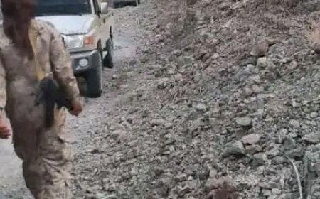 القبض على أحد المطلوبين بعد ارتكابه جريمة قتل بساعات في مديرية المضاربة ورأس العارة