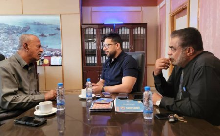 السقاف وداغم يبحثان آلية تمويل برامج تمكين الشباب ضمن منحة المحافظ