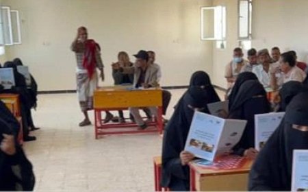 تدشين دورة تدريبية للعمال الصحيين بلودر استعدادًا لحملة الكوليرا الطارئة