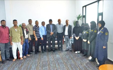 رئيس هيئة الطيران يزور مطار المخا الإستراتيجي ويشيد بمستوى الإنجاز المنظم والدقيق