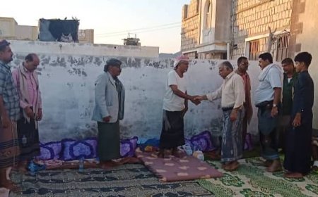 قيادات من مؤتمر حضرموت الجامع يطمئنوا على صحة رئيس مكتب الهيئة التنفيذية في مديرية بروم ميفع
