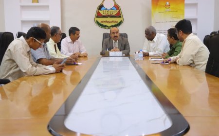 اجتماع بمكتب وزارة التربية والتعليم بساحل حضرموت يناقش خطة المسح التربوي الشامل للعام الدراسي 2024 – 2025م