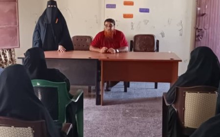 إدارة تنمية المرأة بمكتب الصحة بأبين تنظم فعالية ضمن حملة 16 يوم لمناهضة العنف تسلط الضوء على الابتزاز الالكتروني