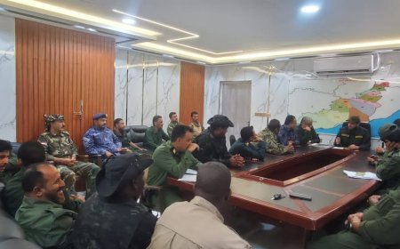 مدير أمن محافظة لحج يترأس اجتماعاً لقادة الوحدات الأمنية ويشدد على تعزيز الأداء الأمني