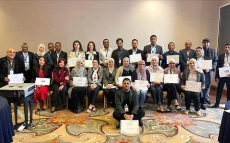عميد كلية الإعلام بجامعة عدن يشارك في ملتقى أريج السابع عشر