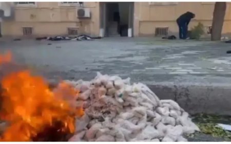 مشاهد "صادمة" وموثقة بالفيديو في مطار دمشق.. تكشف عن كميات هائلة من حبوب الكبتاجون المخدرة
