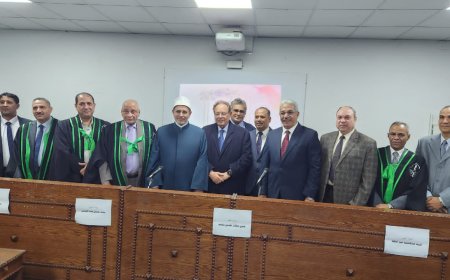 *بحضور الرئيس علي ناصر محمد .. الدكتوراه بامتياز للباحث هزم أحمد بجامعة الأزهر