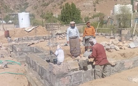 رئيس انتقالي سرار يتفقد سير العمل في مشروع بناء المركز الصحي الجديد