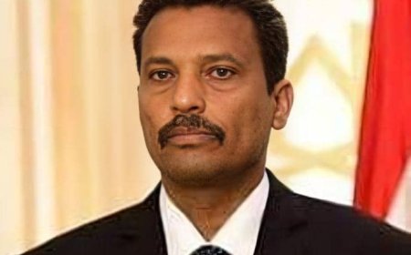 محافظ ابين يبعث برقية عزاء في وفاة الأستاذ عبود قيسان :