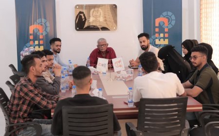 مدير مكتب الثقافة بعدن يناقش مع مؤسسة إبذار التنموية الترتيبات لمهرجان الشعوب والتراث الدولي