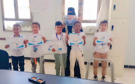 مؤسسة باقادر الخيرية تكرم طلاب مدرسة الميثق الفائزين بمسابقة الحساب الذهني بأبين ..