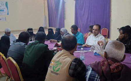 اتحاد نساء اليمن بمحافظة أبين يعقد اجتماعًا ربعيا لمقدمي الخدمات في مشروع تمكين النساء وسبل العيش"