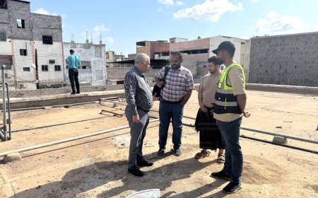 مدير عام صحة عدن يتفقد أعمال بناء مركز علاج مرضى الإدمان في مستشفى الأمراض النفسية