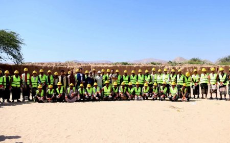 برعاية المحافظ بن الوزير.. مدير عام ميفعة يدشّن العمل في دفاعات منطقة باغثموم