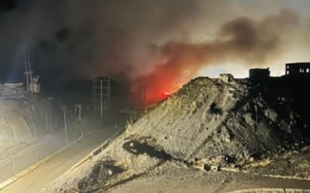 مستجدات الغارات على صنعاء.. القيادة المركزية الأمريكية: ضربات أميركية تستهدف مواقع عسكرية تابعة للحوثيين في صنعاء