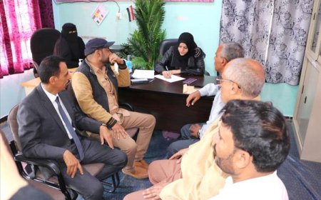 وكيل محافظة تعز للشؤون الصحية تزور مستشفى النشمة وتوجه بإخلاء المرافق المستخدمة كسكن لتوسعة الخدمات الصحية