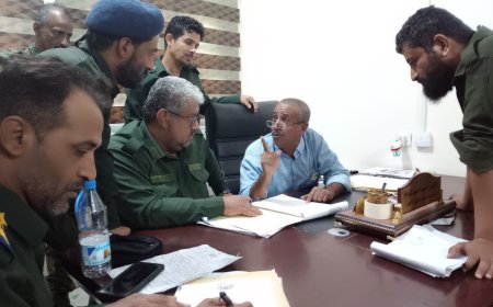القاضي الحريري في زيارة لإدارة البحث الجنائي بلحج