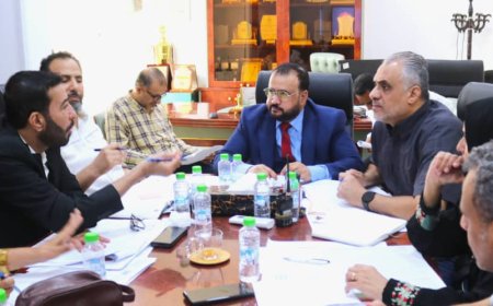 وزير الأشغال يترأس اجتماعاً لمجلس إدارة صندوق صيانة الطرق لمناقشة خطط 2025