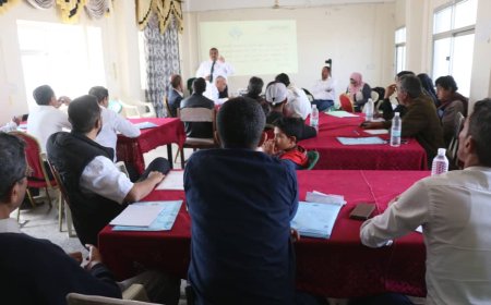 هيئة الإغاثة المساعدة تدشن دورة اساسيات الأعمال الإنسانية بالضالع