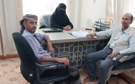 رئيس مؤسسة أهداف للتنمية والعمل الإنساني عدن في زيارة الى مؤسسة تمكين للتنمية المستدامة بأبين