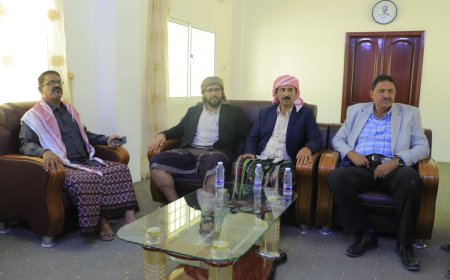 فريق التواصل للمجلس الانتقالي يلتقي الأمين العام للمجلس المحلي بمديرية حريضة