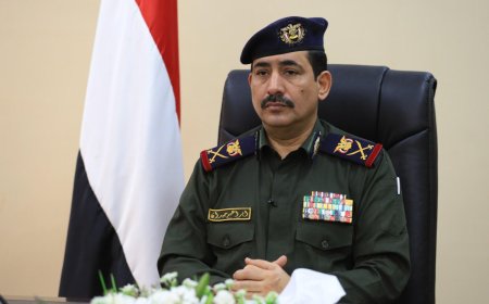 خريجو الكلية العسكرية المنتسبون إلى وزارة الداخلية يناشدون وزير الداخلية لتعزيزهم مالياً وفق القرار الجمهوري رقم (70) 